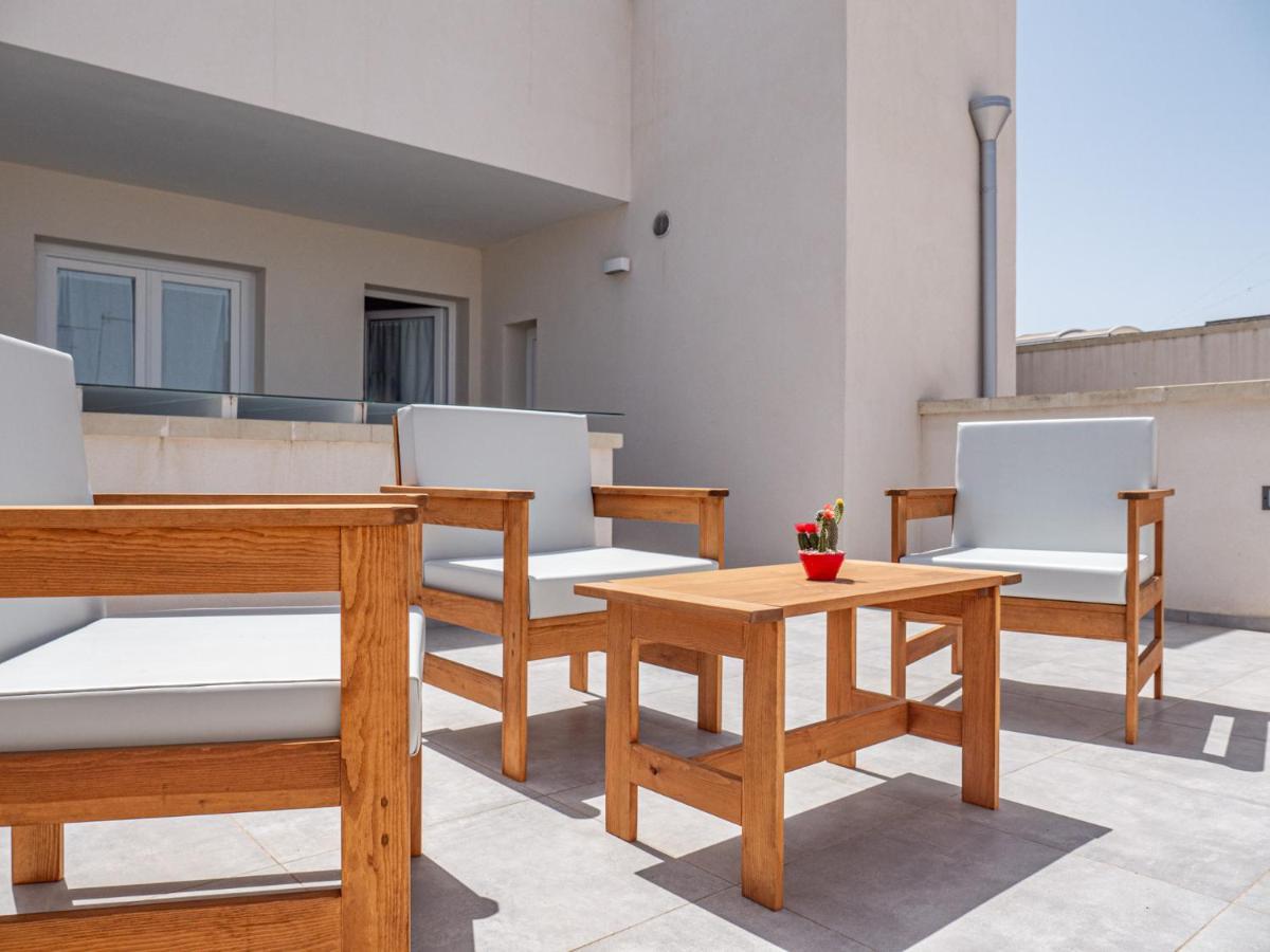 A Est B&B Otranto Exteriör bild